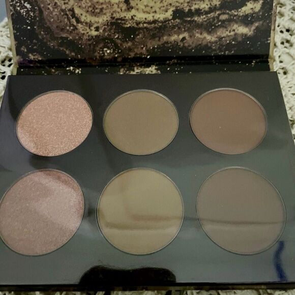 New BH Cosmetics In The Buff Palette - Picture 7 of 12
